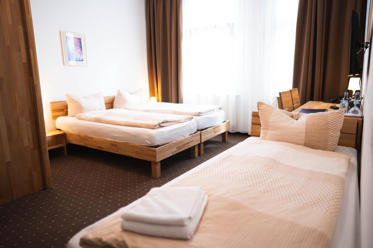 Pension Am Heusteig Stuttgart Extérieur photo