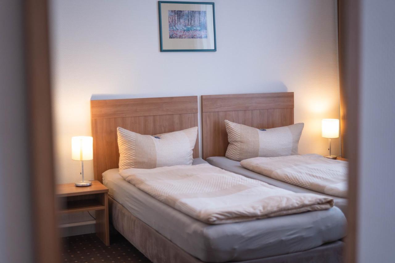 Pension Am Heusteig Stuttgart Extérieur photo
